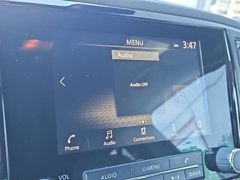 Certified 2024 Nissan Titan SV w/ SV Bronze Edition Package image 25