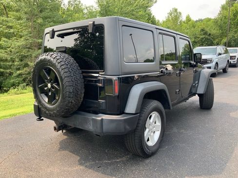 Used 2017 Jeep Wrangler Unlimited Sport w/ Quick Order Package 23S AWD/4WD image 12