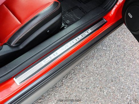 Used 2010 Chevrolet Camaro SS RWD image 39