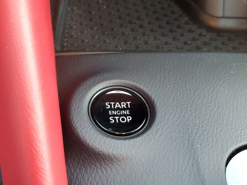 Certified 2024 Nissan Z Performance w/ Floor Mat Package image 18