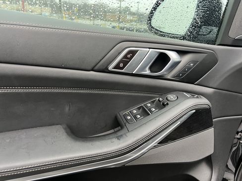 Used 2024 BMW X5 xDrive40i w/ M Sport Package image 14