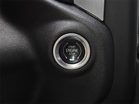 Used 2021 GMC Sierra 1500 SLT image 22