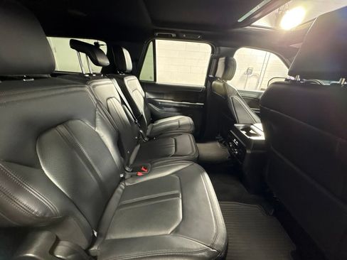 Used 2018 Ford Expedition Max Limited w/ Equipment Group 302A AWD/4WD image 31