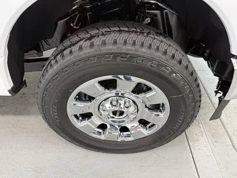 New 2026 Ford F250 Lariat w/ Lariat Premium Package image 5