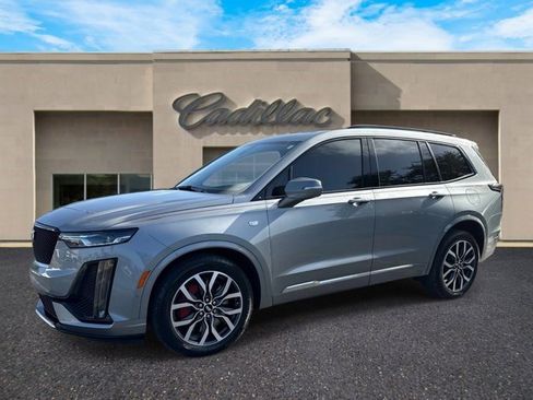 Certified 2024 Cadillac XT6 Sport w/ Technology Package AWD/4WD image 5