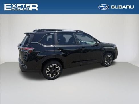 New 2026 Subaru Forester Premium AWD/4WD image 4