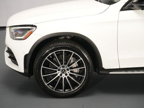 Used 2022 Mercedes-Benz GLC 300 4MATIC Coupe image 3