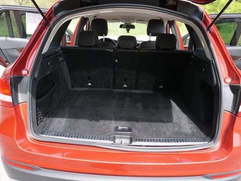 Used 2017 Mercedes-Benz GLC 300 4MATIC image 26