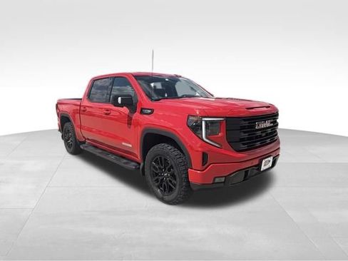 Used 2024 GMC Sierra 1500 Elevation w/ Elevation Premium Package AWD/4WD image 7