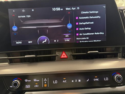 Used 2025 Kia Sportage SX FWD image 19