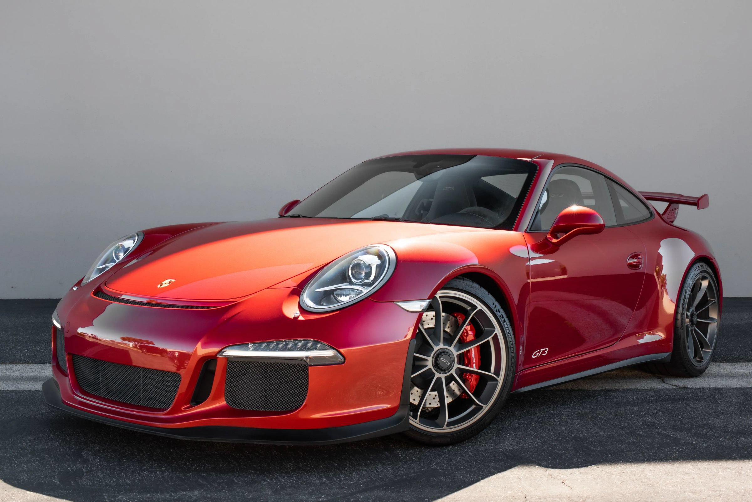 Used 2014 Porsche 911 GT3 RWD image 1