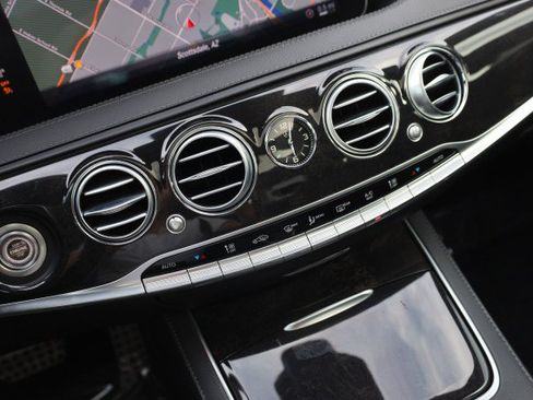 Used 2020 Mercedes-Benz S 450 Sedan image 34