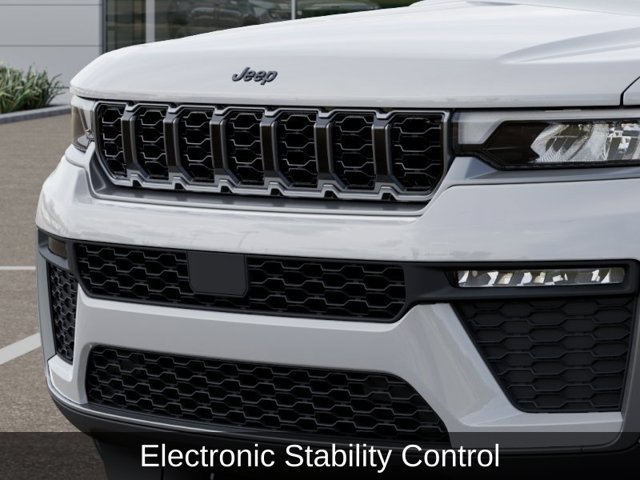 New 2026 Jeep Grand Cherokee Limited w/ Limited Altitude Package AWD/4WD image 16