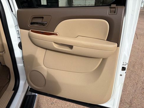 Used 2013 GMC Sierra 3500 SLT w/ SLT Convenience Package image 16