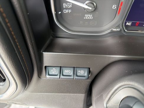 Used 2020 GMC Sierra 1500 AT4 w/ AT4 Premium Package image 56