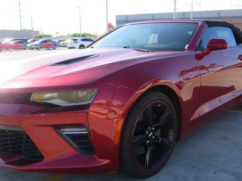 Used 2017 Chevrolet Camaro SS RWD image 2