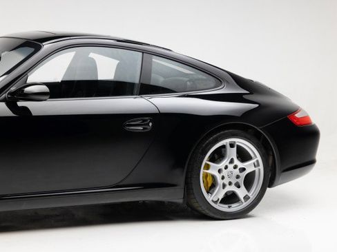 Used 2005 Porsche 911 Carrera S image 29