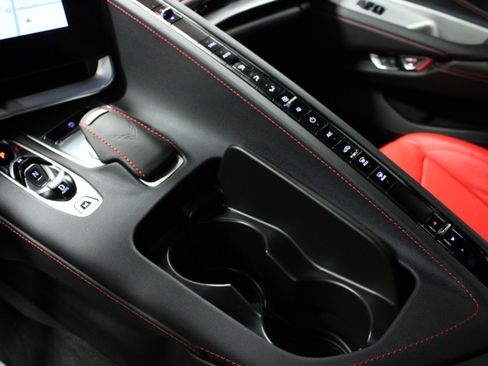 Used 2024 Chevrolet Corvette Stingray Convertible w/ 1LT image 22