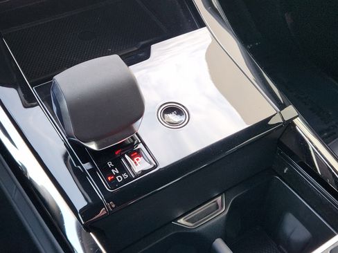 Used 2024 Land Rover Range Rover Sport Dynamic SE image 22