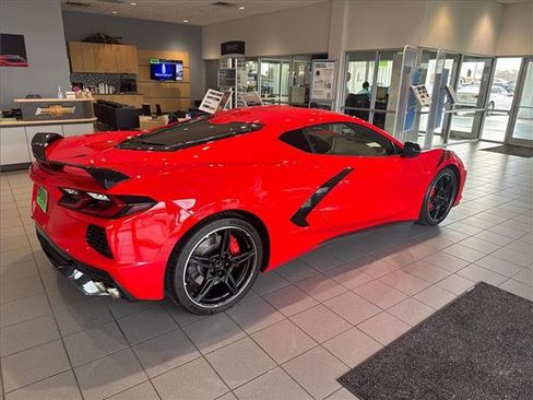 Used 2020 Chevrolet Corvette Stingray Premium Cpe w/ 3LT Preferred Equipment Group image 5