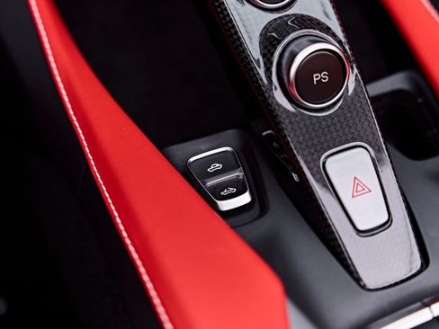 Used 2022 Ferrari Portofino M RWD image 81