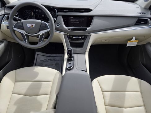 New 2026 Cadillac XT5 Premium Luxury w/ Driver Assist Package AWD/4WD image 8