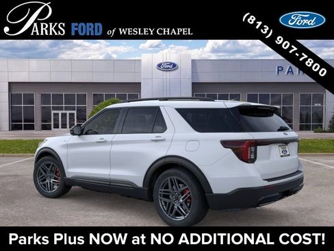 New 2026 Ford Explorer ST-Line w/ ST-Line Street Pack RWD image 4