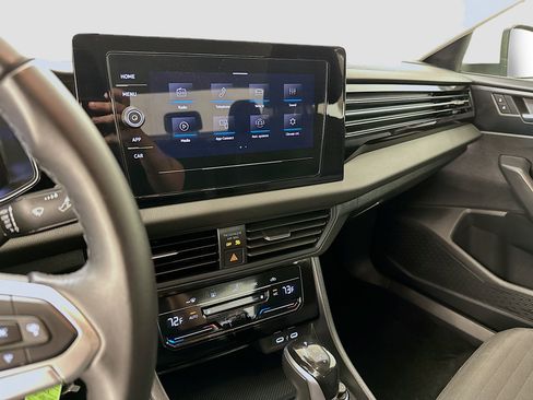 Used 2025 Volkswagen Jetta S image 25