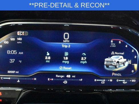 Used 2025 Chevrolet Silverado 2500 ZR2 w/ Technology Package image 11