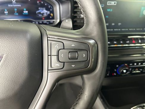 Used 2025 Chevrolet Silverado 1500 ZR2 w/ Technology Package image 17