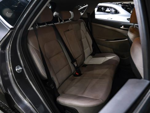 Used 2020 Hyundai Tucson SE image 29