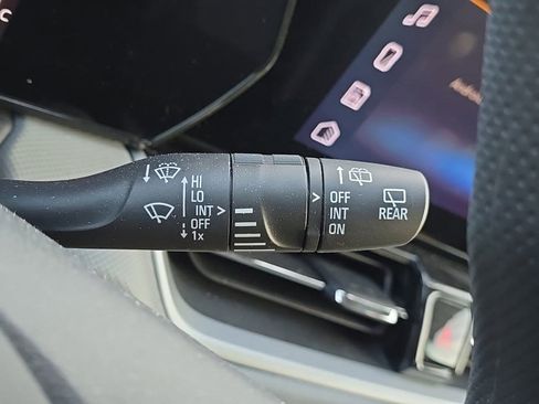 Used 2024 Chevrolet TrailBlazer LT w/ Driver Confidence Package image 22