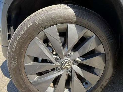 Used 2023 Volkswagen Taos S FWD image 14