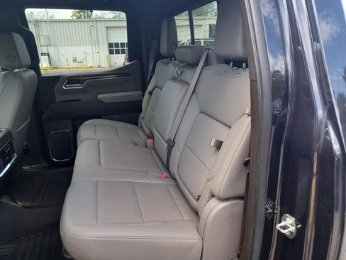Used 2022 Chevrolet Silverado 1500 LTZ w/ LTZ Premium Package AWD/4WD image 20