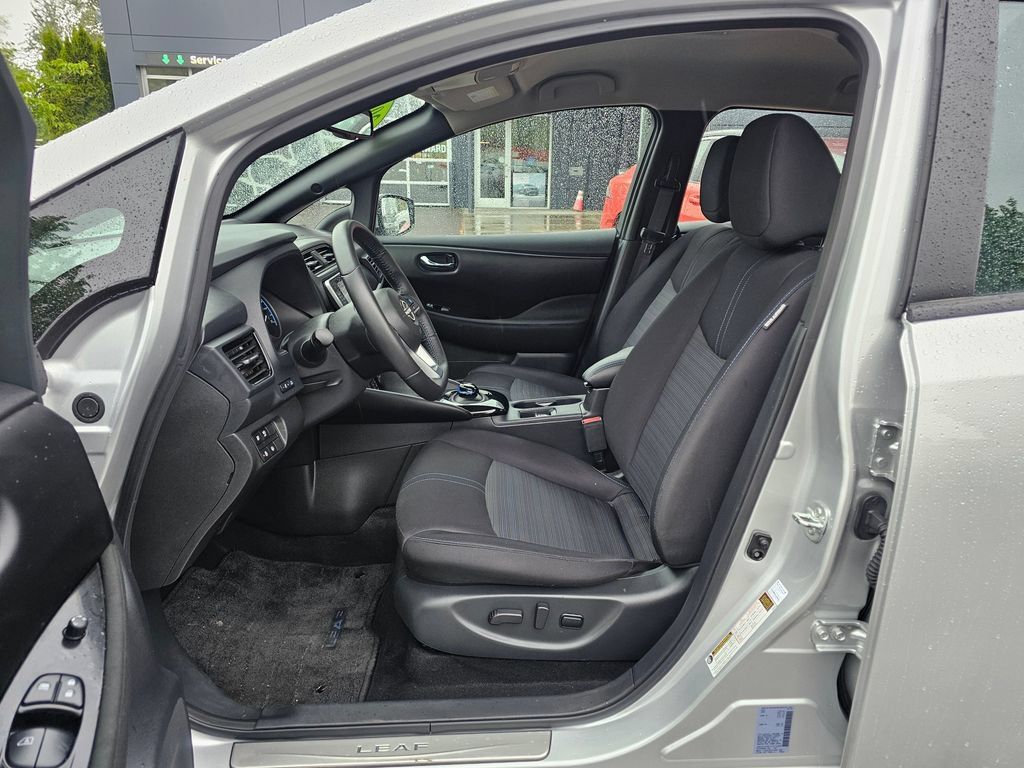 Used 2024 Nissan Leaf SV Plus FWD image 17