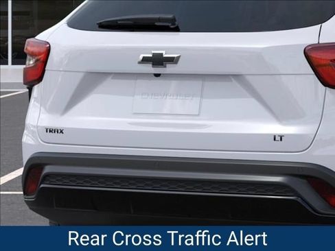 New 2026 Chevrolet Trax LT w/ Driver Confidence Package FWD image 16