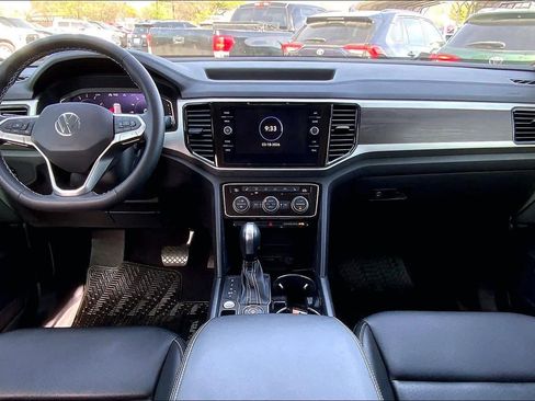Used 2022 Volkswagen Atlas SE image 15