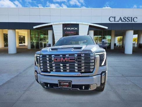 New 2026 GMC Sierra 2500 Denali w/ Denali Reserve Package image 2
