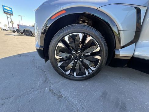 Certified 2024 Chevrolet Blazer EV RS AWD/4WD image 34