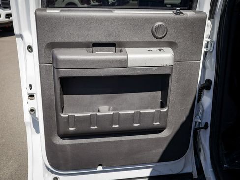 Used 2015 Ford F250 Lariat w/ Lariat Interior Package AWD/4WD image 32