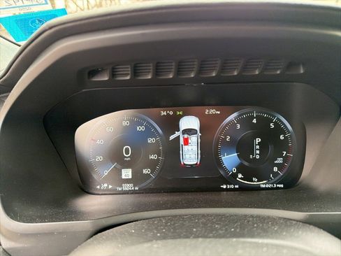 Used 2021 Volvo XC90 T6 Inscription w/ Lounge Package image 12