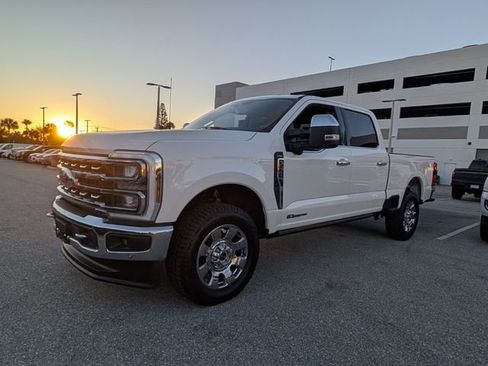 Used 2024 Ford F250 Lariat w/ Lariat Ultimate Package image 3