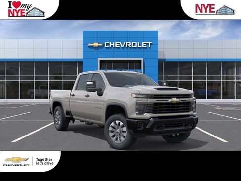 New 2026 Chevrolet Silverado 2500 Custom w/ Custom Value Package AWD/4WD image 1