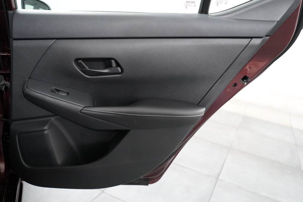 Used 2024 Nissan Sentra SV FWD image 27