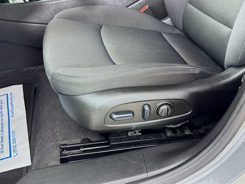 Used 2024 Chevrolet Malibu LT FWD image 23