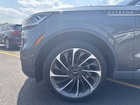 Certified 2020 Lincoln Aviator Reserve w/ Equipment Group 201A image 19