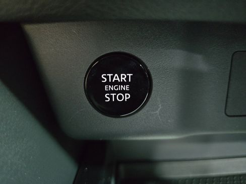 New 2026 Nissan Rogue SV image 30