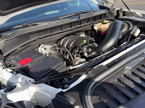 Used 2020 Chevrolet Silverado 1500 RST AWD/4WD image 42
