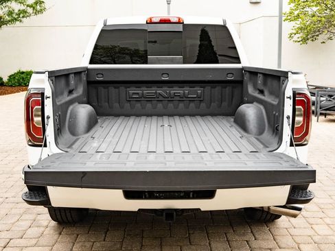 Used 2018 GMC Sierra 1500 Denali w/ Denali Ultimate Package AWD/4WD image 21
