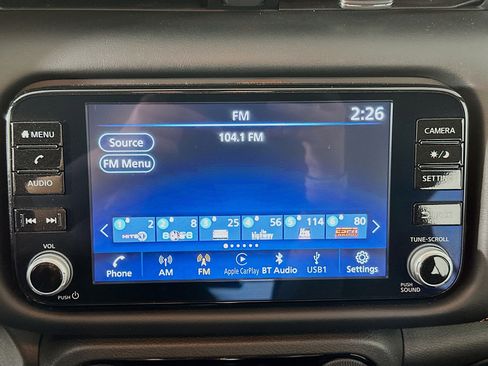 Used 2024 Nissan Kicks SR image 18